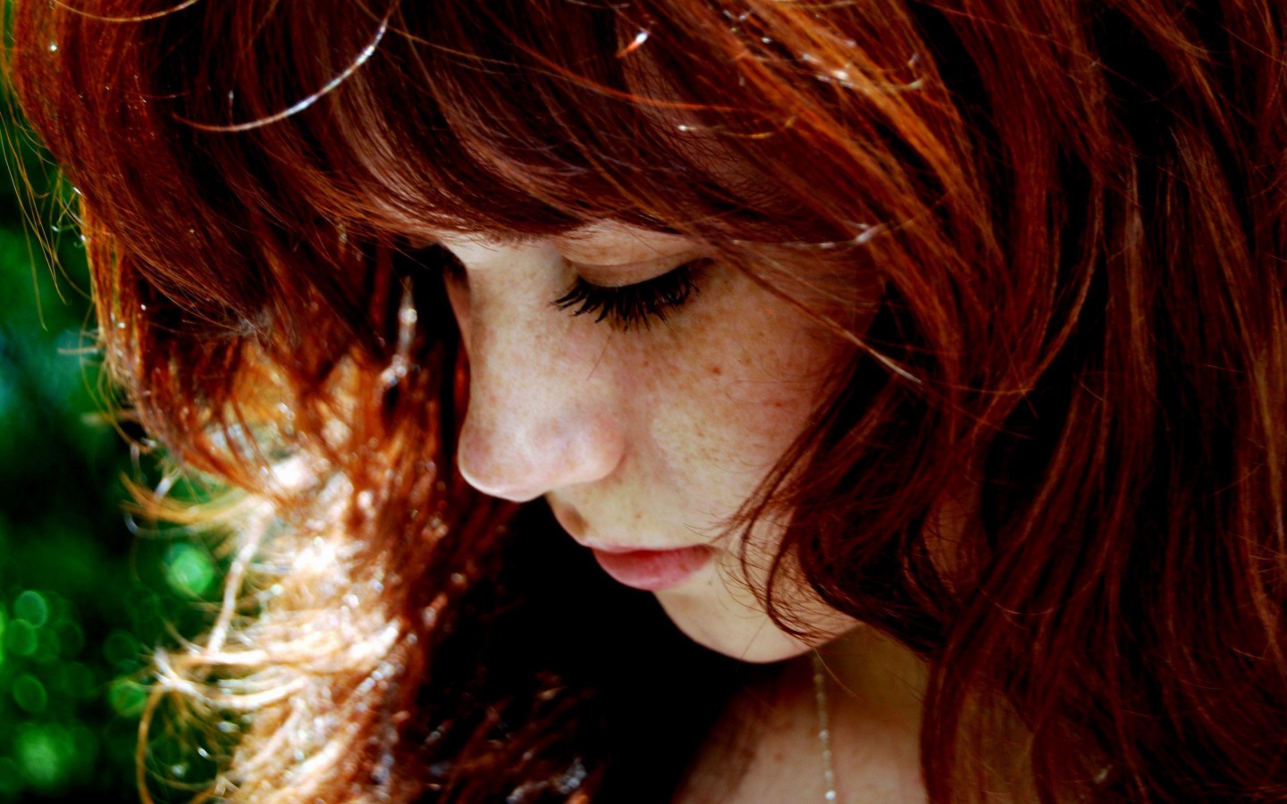 Woman-Girl-Freckles-Redhead-900x1440