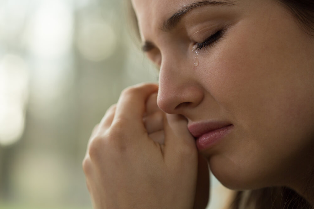 Resultado de imagem para Um brinde aos chorões: Estudo revela que pessoas que choram são mais fortes