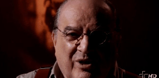 Em 45 segundos, um lindo poema de Manoel de Barros