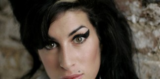 Amy Winehouse canta “All my lovin”, sucesso dos Beatles