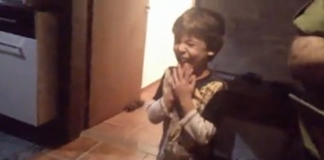 E tem gente que acha que criança precisa de coisas caras… E tem gente que acha que criança precisa de coisas caras…