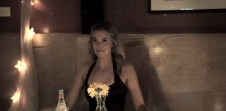 Pedido de casamento mais criativo de todos os tempos… Lindo e divertido!