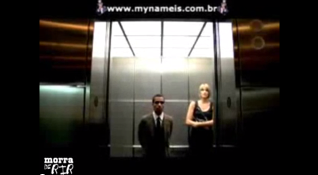 Racismo no elevador (crítica social com humor)