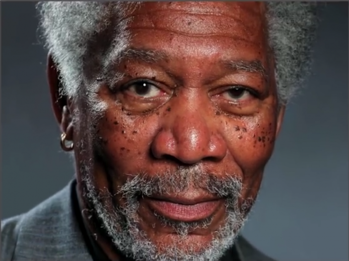 Morgan Freeman – pintura feita com o dedo em um Ipad (mais de 4 milhões de visualizações)