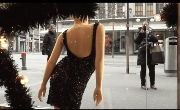 Ninguém é perfeito: loja de roupa coloca manequins com deficiência na vitrine