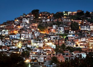 Vejam o que acontece quando combinamos a street art de JR e os textos de Joilson Kariri