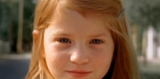 Fale com sua filha antes que a indústria da “beleza” fale (UM ALERTA) Fale com sua filha antes que a indústria da “beleza” fale (UM ALERTA)