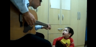 1 ano e 11 meses e já cantava Beatles!!!