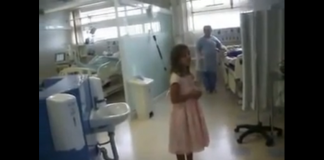 Ato de uma criança em UTI de Curitiba encanta e emociona a todos Ato de uma criança em UTI de Curitiba encanta e emociona a todos