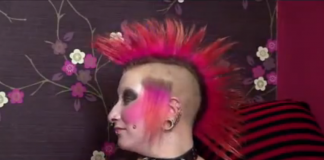 A transformação de uma punk em uma linda mulher (incrível) A transformação de uma punk em uma linda mulher (incrível)