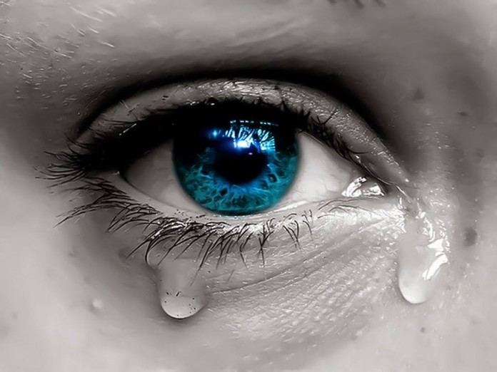 Sentimentos diferentes produzem lágrimas diferentes. Impressionante!