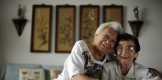Casal de lésbicas completa 70 anos de união