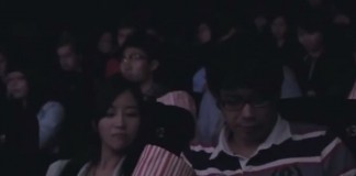 Nesse cinema, a lição de vida veio pelo celular. Imperdível!