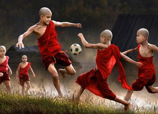 Como as crianças brincam ao redor do mundo? Imagens incríveis!