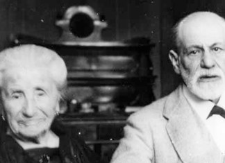 A mãe desnecessária