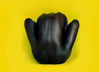 “Nu”, um poema de Carlos Lobato