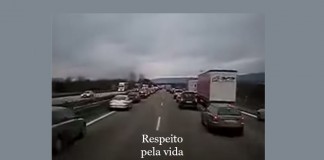 Respeito pela vida: vejam como os alemães reagem à sirene de uma ambulância