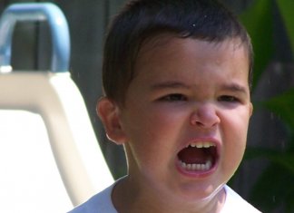 Excesso de permissividade com os filhos pode criar adultos agressivos