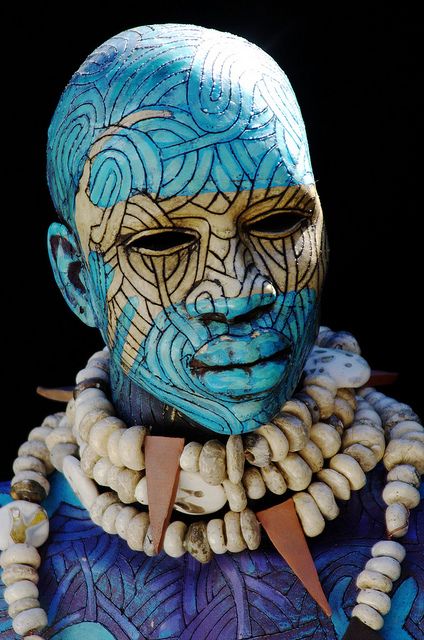 contioutra.com - Conheça o artista que dá morada aos nossos ancestrais africanos