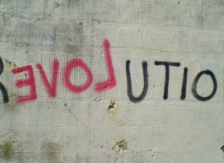 ReLOVution – por uma revolução do amor pelo o amor