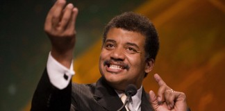 O astrofísico Neil deGrasse Tyson explica “o sentido da vida” para criança de 6 anos O astrofísico Neil deGrasse Tyson explica “o sentido da vida” para criança de 6 anos