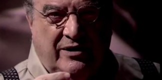 “Loucos e santos”, declamado por Antônio Abujamra