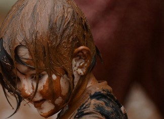 A mão de Glória, por Lúcia Costa