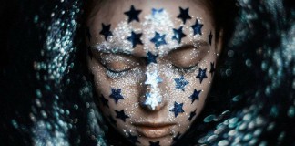 “Via Láctea”, um poema para quem ama ouvir as estrelas