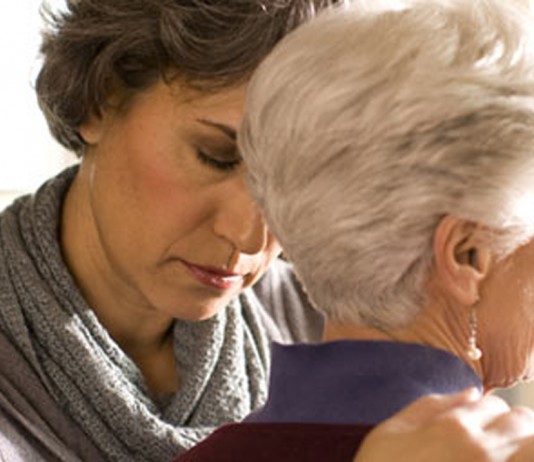 E quando a família não consegue cuidar do seu ente querido em casa?