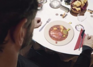 Restaurante projeta animação 3D no prato dos clientes e promove experiência sem igual