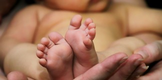 O corpo em terapia: a abordagem corporal na psicoterapia junguiana O corpo em terapia: a abordagem corporal na psicoterapia junguiana