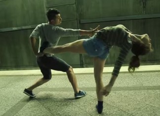 Casal de dançarinos encanta ao apresentar-se em uma plataforma de metrô