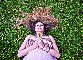 O despertar da Deusa interna- por Isabela Barbosa