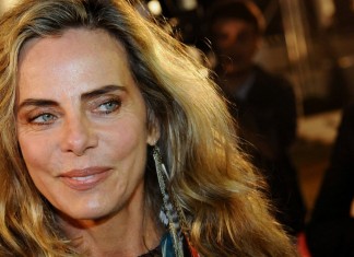 “Alta tensão”, um intenso poema de Bruna Lombardi