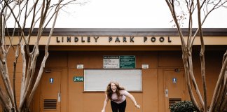 Toda mulher precisa enlouquecer de vez em quando, ou acaba por enlouquecer de vez Toda mulher precisa enlouquecer de vez em quando, ou acaba por enlouquecer de vez