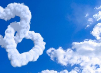 A previsão do tempo informa: amanhã vai fazer amor!