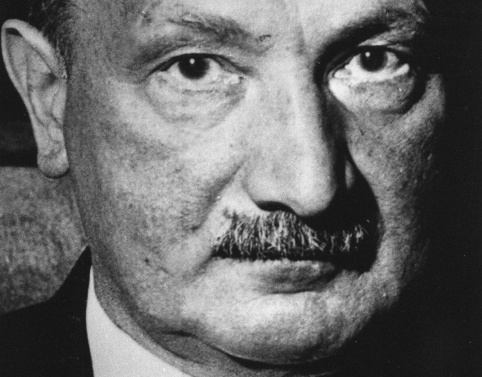 Martin Heidegger por Abujamra (Profético)