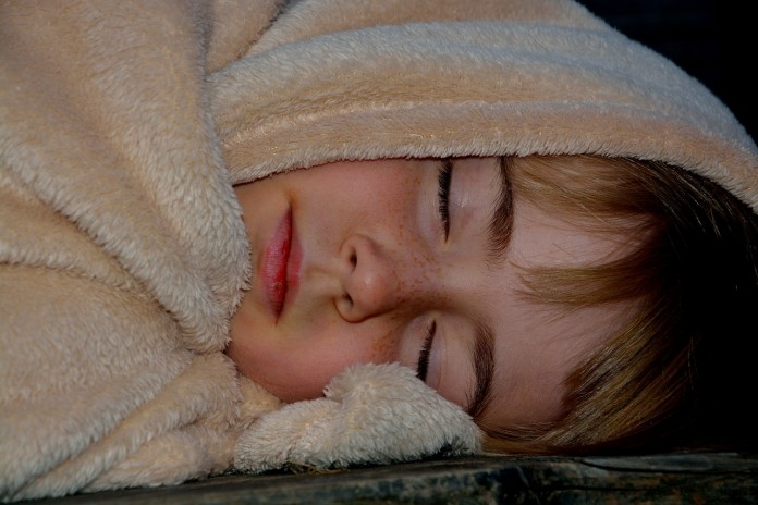 O menino e o cobertorzinho – uma lenda sobre o amor familiar