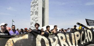 Como o Brasil virou a terra de reizinhos corruptos através dos séculos