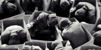 “Se cuida!” “Fica bem” e a arte de não se envolver “Se cuida!” “Fica bem” e a arte de não se envolver