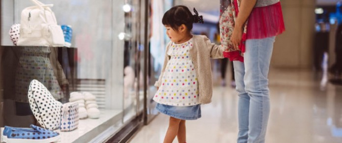 n-CHILD-MALL-large570 Lugar de criança não é no shopping