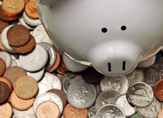 10 maneiras simples de economizar dinheiro este mês