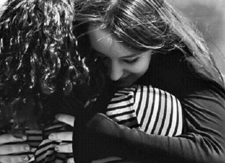 Pra que complicar? Vamos logo ao “amai-vos uns aos outros”.