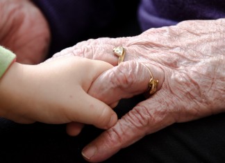 ALZHEIMER, por Regiane Reis