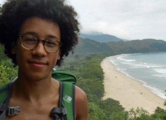 Blogueiro britânico escreve sobre o Brasil e afirma que os brasileiros se diminuem perante os EUA