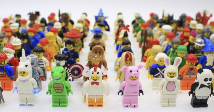 brinquedos demais Será que as nossas crianças têm brinquedos demais?