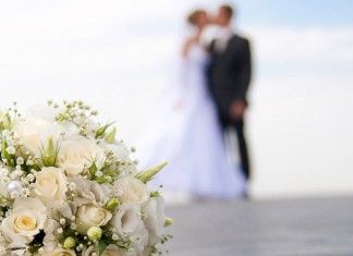 Casamentos são para sempre. Até que a vida os separe.