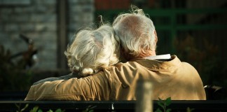 Você pode substituir um amor superficial por coragem, por exemplo.