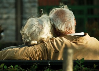 Você pode substituir um amor superficial por coragem, por exemplo.