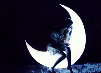 Nós que vivemos no fantástico mundo da lua